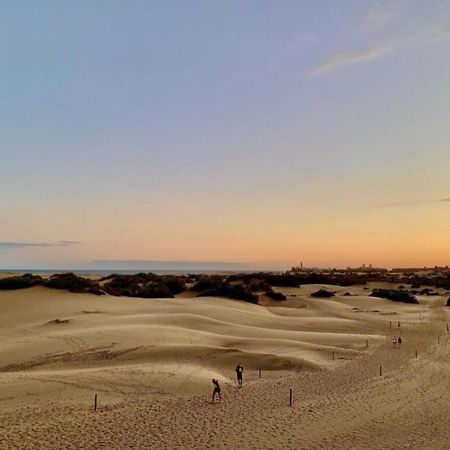 Las Dunas De Maspalomas Y El Mar A Un Paso San Bartolomé Luaran gambar